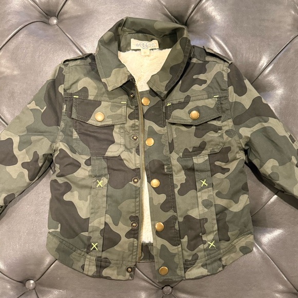 EGG New York toddler faux fur-lined full/winter jacket - 2T